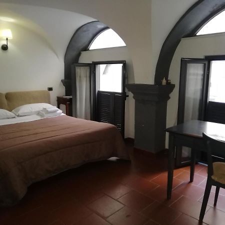 Napule Apartment Napoli Eksteriør bilde
